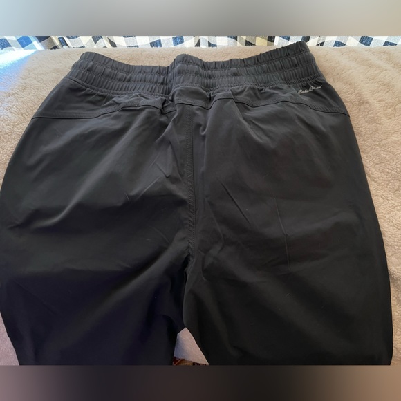 NWOT. Size 6T Eddie Bauer nylon joggers, green/gray color elastic waist & cuffs. - Picture 3 of 7